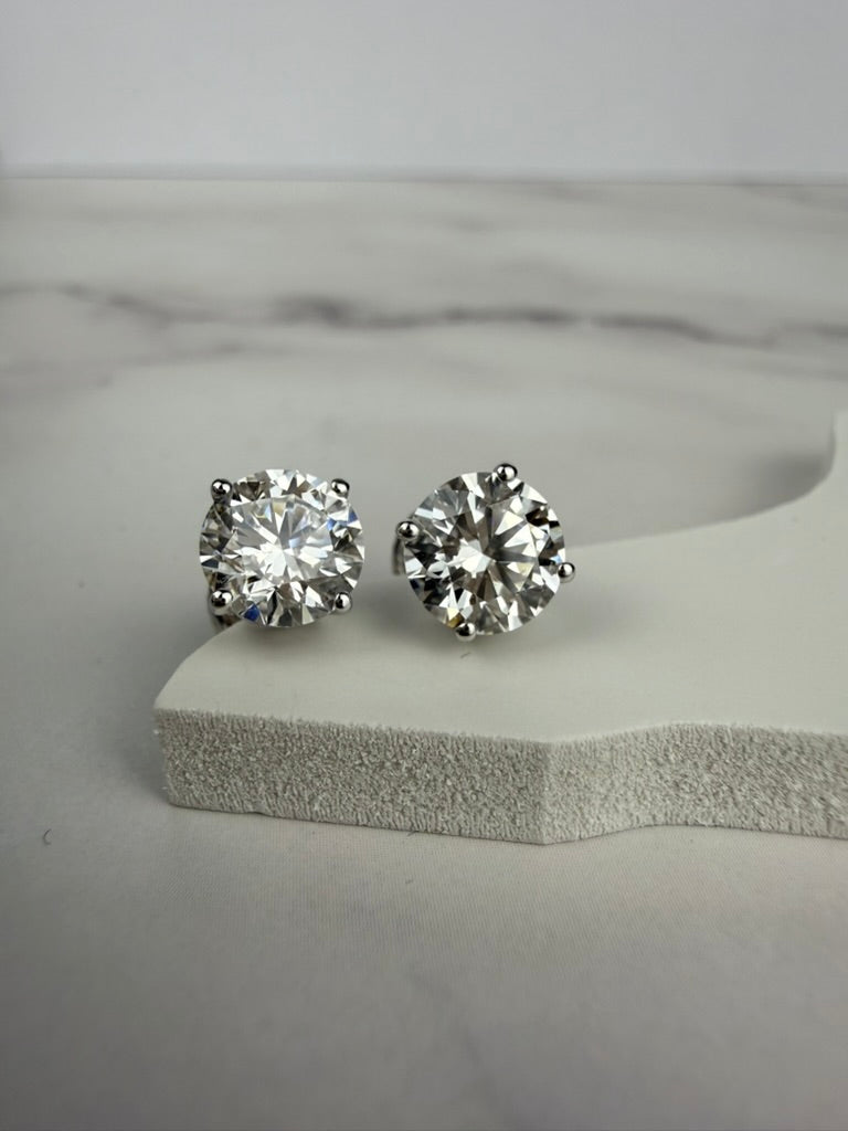2.08cttw_VVS2_Round_Cut_Lab_Diamond_Earrings_Basket_Set_14K_White_Gold_IGI_Certified_front