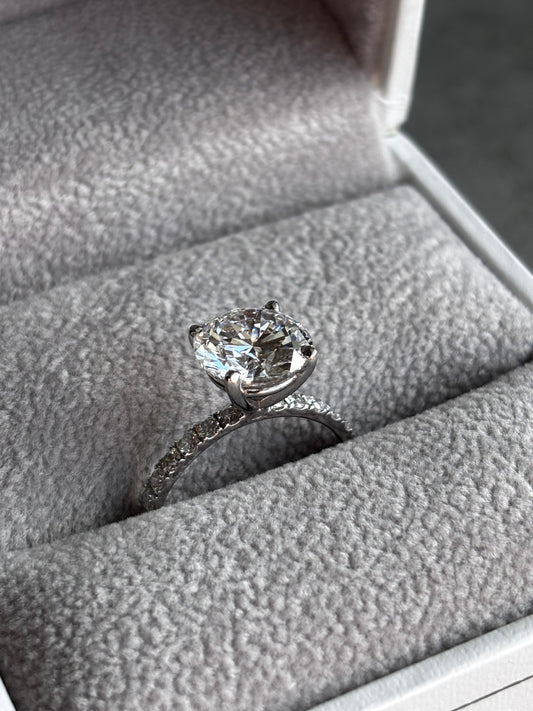 3.50ct VS1 Round Cut Lab Grown Diamond Ring | 14Kt White Gold, IGI Certified
