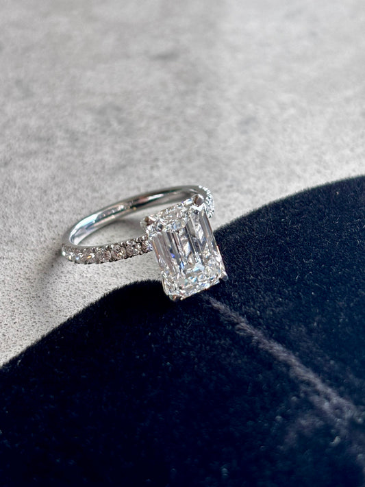 4.53ct VS1 Emerald Cut Lab Grown Diamond Ring | 14K White Gold, IGI Certified