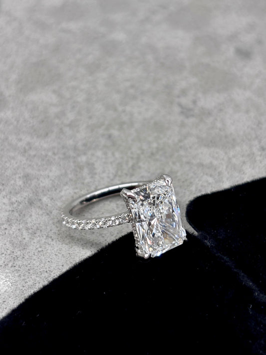 5.74ct_VS1_Radiant_Cut_Lab_Grown_Diamond_Ring_14K_Gold_Front